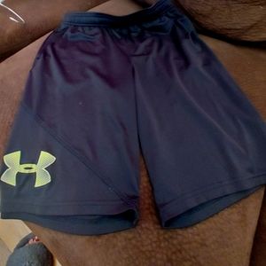 Under ARMOUR Youth large shorts. Size Y LG